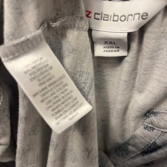 Women's Liz Claiborne Short Sleeve Blouse, Size XXL, Gray, Blue Design, Ex Cond! - Picture 2 of 3